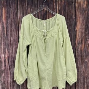 Free People Linen Blend Oversized Romper Long Sleeve Size Medium NWT Mint Yellow